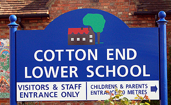 Cotton End Lower School sign April 2011
